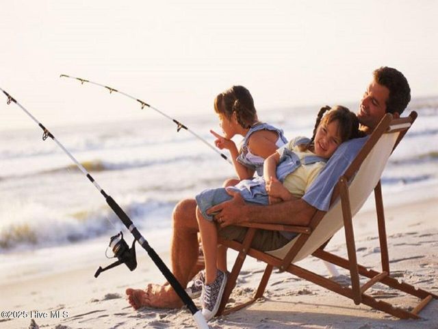 1018 Terraces Lane, Hampstead, NC 28443