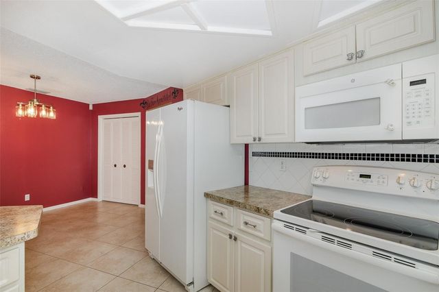 2721 NORTHRIDGE DRIVE E, Clearwater, FL 33761