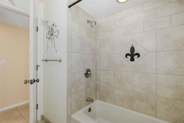 2721 NORTHRIDGE DRIVE E, Clearwater, FL 33761