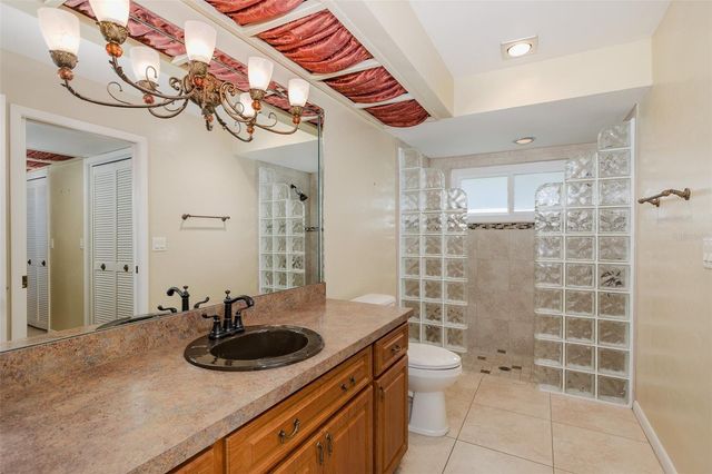 2721 NORTHRIDGE DRIVE E, Clearwater, FL 33761
