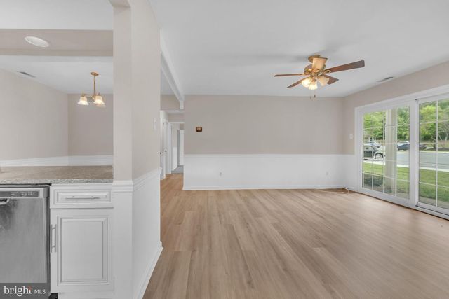 105 DEVONSHIRE CT, Sewell, NJ 08080