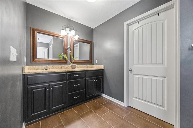 1804 Archer Drive, Raymore, MO 64083