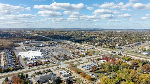 44616 Mound Road, Sterling Heights, MI 48314