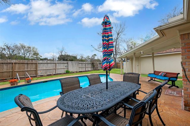 13807 Imperial Court, Sugar Land, TX 77498