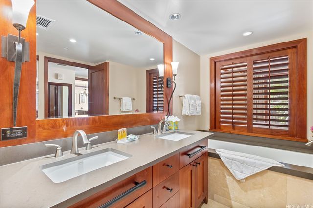 92-104 Waialii Place O215, Kapolei, HI 96707