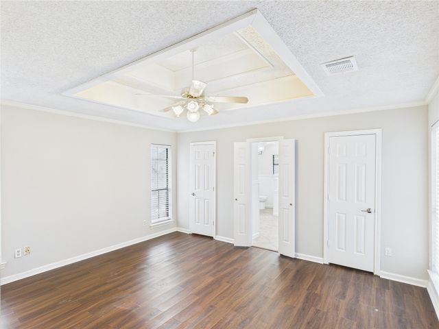 1120 Canyon Ridge Drive, Desoto, TX 75115