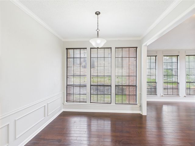 1120 Canyon Ridge Drive, Desoto, TX 75115