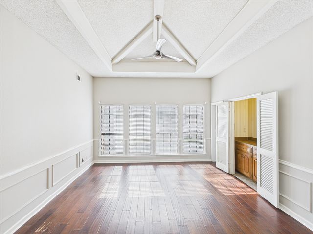 1120 Canyon Ridge Drive, Desoto, TX 75115