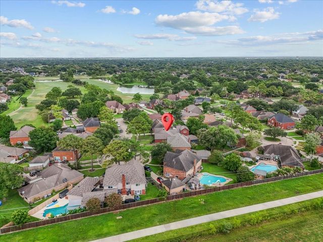 2105 Murfield Drive, League City, TX 77573