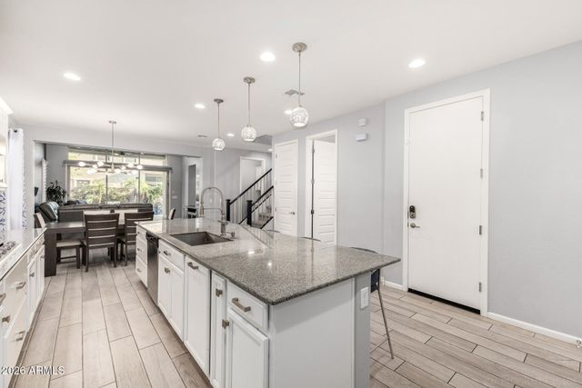 10529 E DURANT Drive, Mesa, AZ 85212