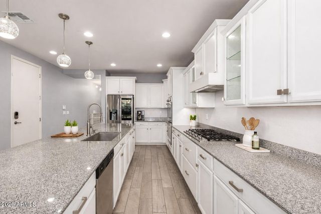 10529 E DURANT Drive, Mesa, AZ 85212