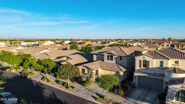 10529 E DURANT Drive, Mesa, AZ 85212