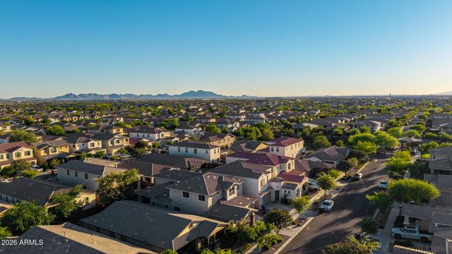 10529 E DURANT Drive, Mesa, AZ 85212