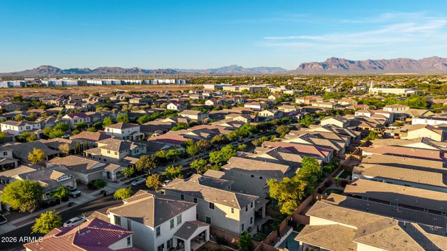 10529 E DURANT Drive, Mesa, AZ 85212