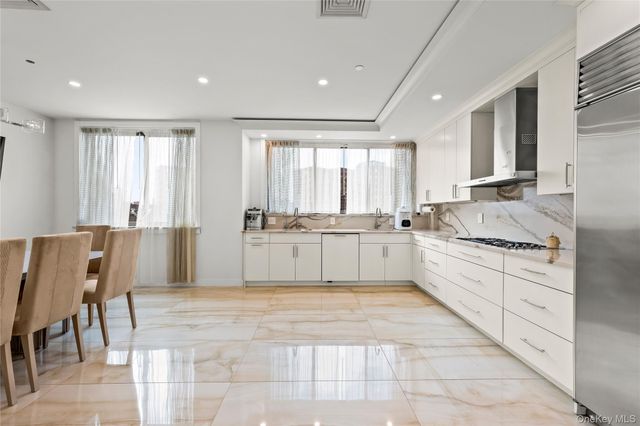 99-31 66th Avenue 7A, Rego Park, NY 11374