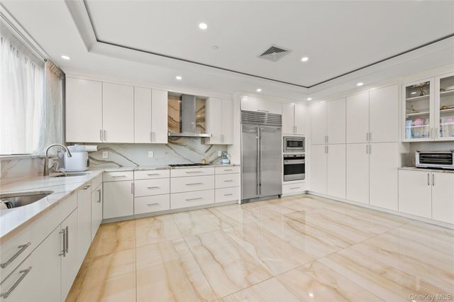 99-31 66th Avenue 7A, Rego Park, NY 11374