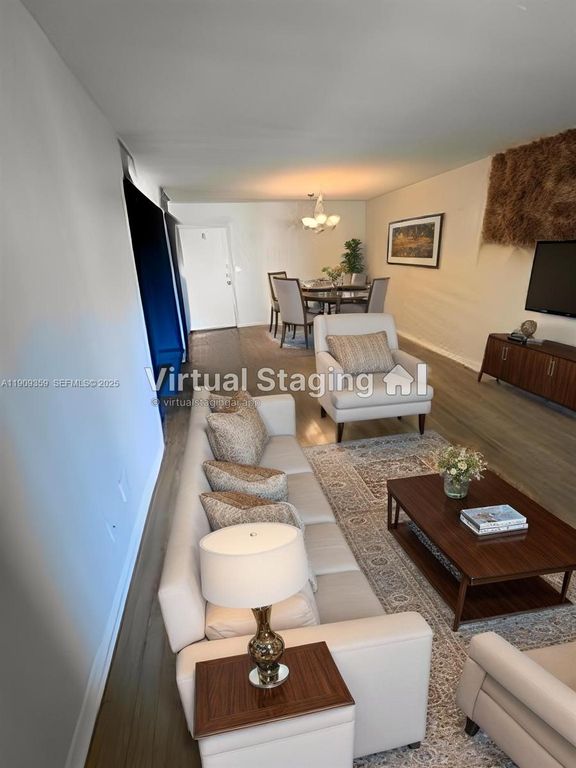 8411 NW 8th Street 203, Miami, FL 33126