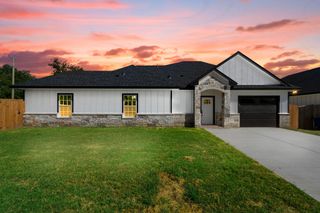 510 Washington Street, Ennis, TX 75119