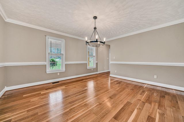 1087 Strawberry Hill CT, Vinton, VA 24179