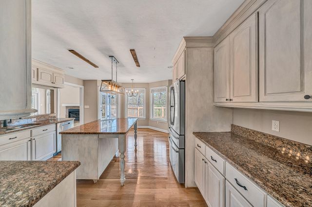 1087 Strawberry Hill CT, Vinton, VA 24179