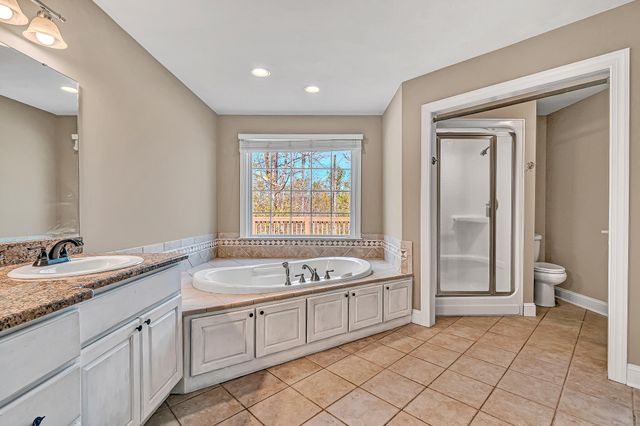 1087 Strawberry Hill CT, Vinton, VA 24179