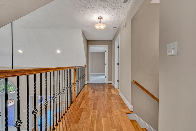 1087 Strawberry Hill CT, Vinton, VA 24179