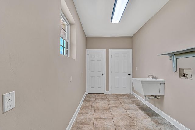 1087 Strawberry Hill CT, Vinton, VA 24179