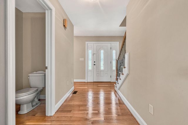 1087 Strawberry Hill CT, Vinton, VA 24179