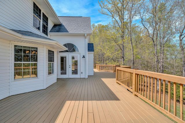 1087 Strawberry Hill CT, Vinton, VA 24179
