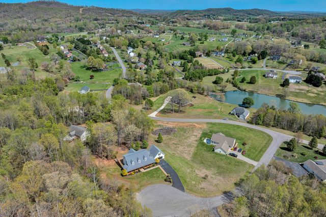 1087 Strawberry Hill CT, Vinton, VA 24179