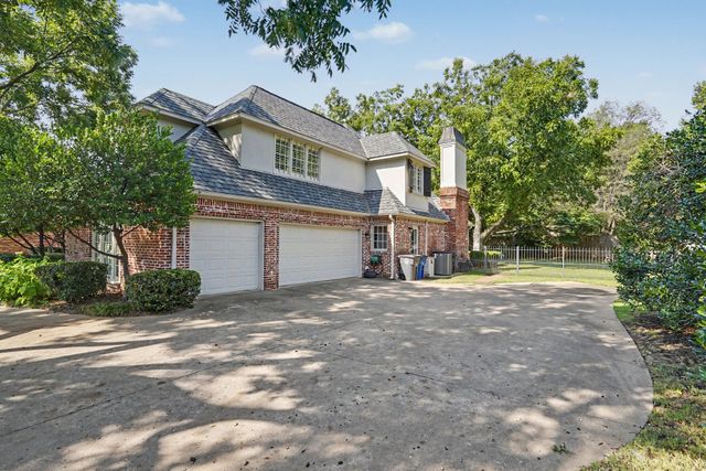 10106 S Maplewood Avenue, Tulsa, OK 74137