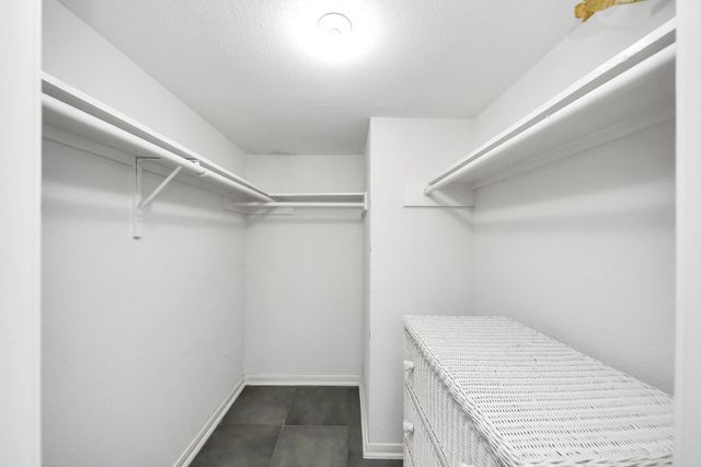 2750 Holly Hall Street 911, Houston, TX 77054