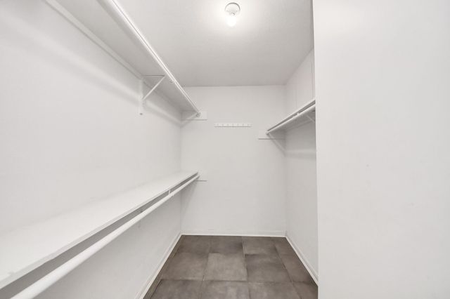 2750 Holly Hall Street 911, Houston, TX 77054