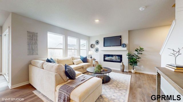 13627 Whitmore Street, Omaha, NE 68142