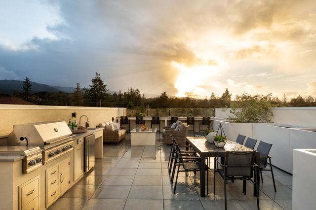 389 First Street 31, Los Altos, CA 94022