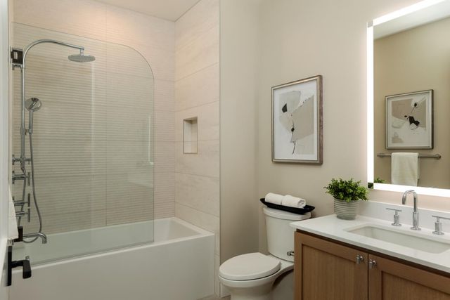 389 First Street 31, Los Altos, CA 94022