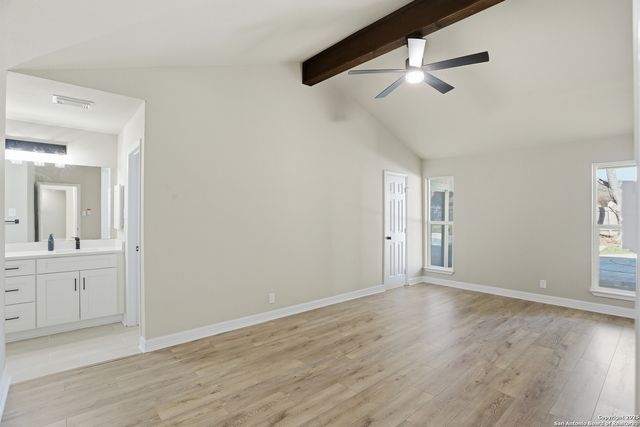 6719 Country Field, San Antonio, TX 78240