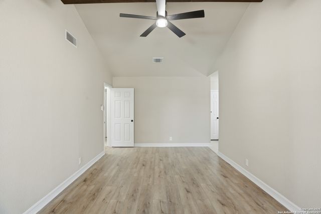 6719 Country Field, San Antonio, TX 78240