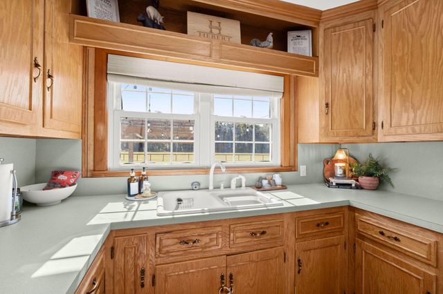 12489 Round O Road, Round O, SC 29474