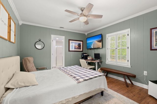 12489 Round O Road, Round O, SC 29474