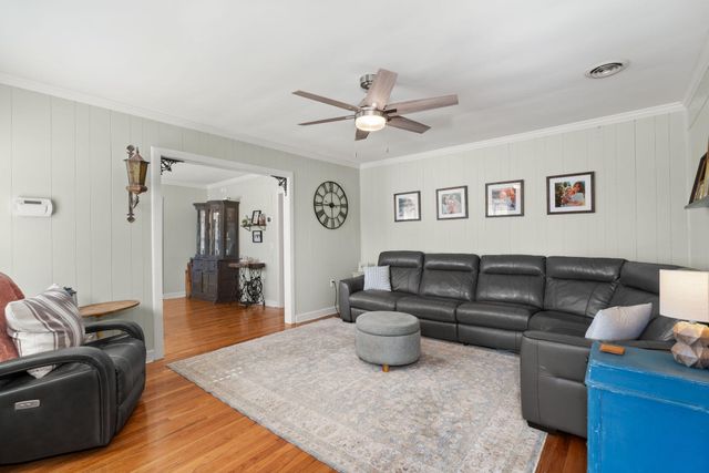 12489 Round O Road, Round O, SC 29474