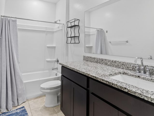 38135 W CANNATARO Lane, Maricopa, AZ 85138