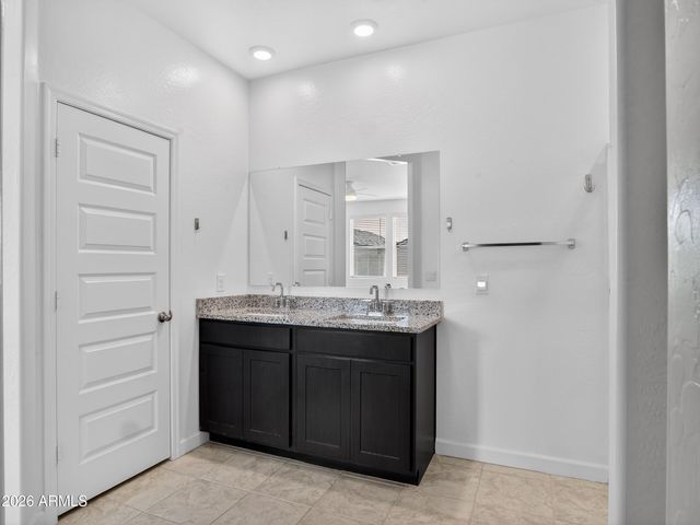 38135 W CANNATARO Lane, Maricopa, AZ 85138