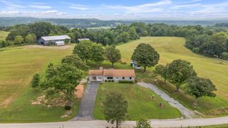 670 Lillies Ferry Road, Winchester, KY 40391