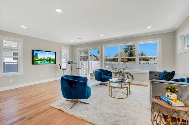 710 Franklin Avenue, Massapequa, NY 11758