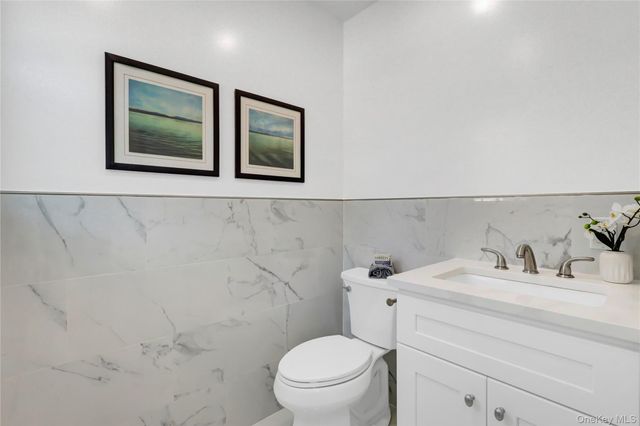 710 Franklin Avenue, Massapequa, NY 11758