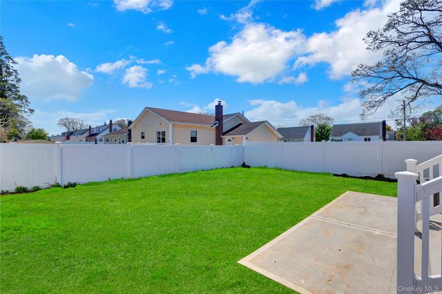 710 Franklin Avenue, Massapequa, NY 11758