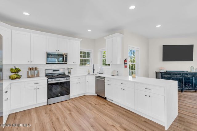 122 Dock Street, Union Beach, NJ 07735