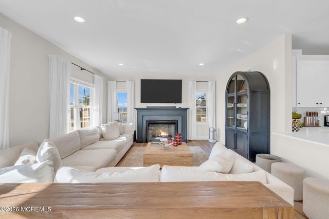 122 Dock Street, Union Beach, NJ 07735