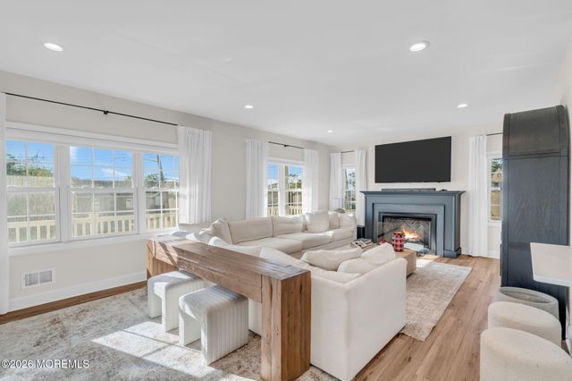 122 Dock Street, Union Beach, NJ 07735